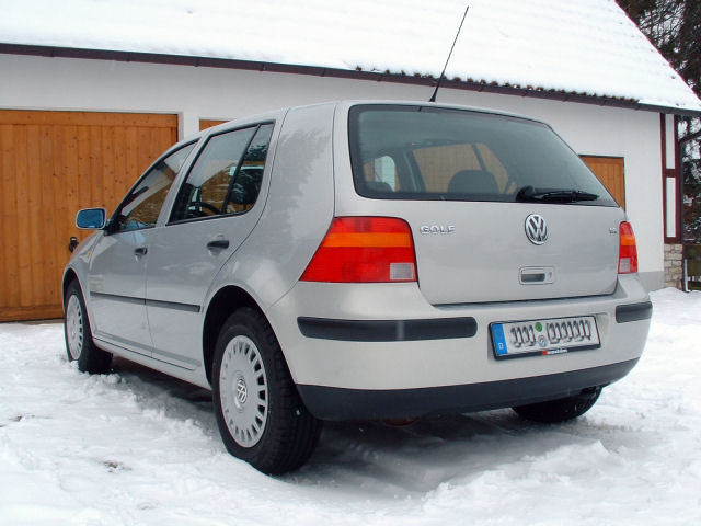 My winter beater. A VW Golf IV 